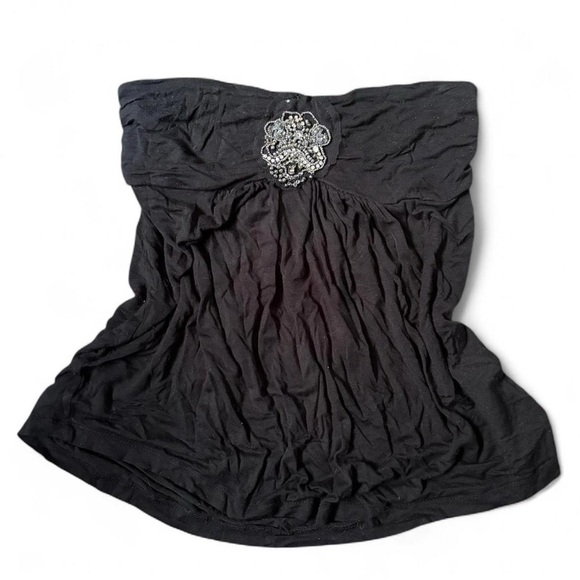 Suzy Shier Tops - 💍Y2k Strapless Beaded Top💍